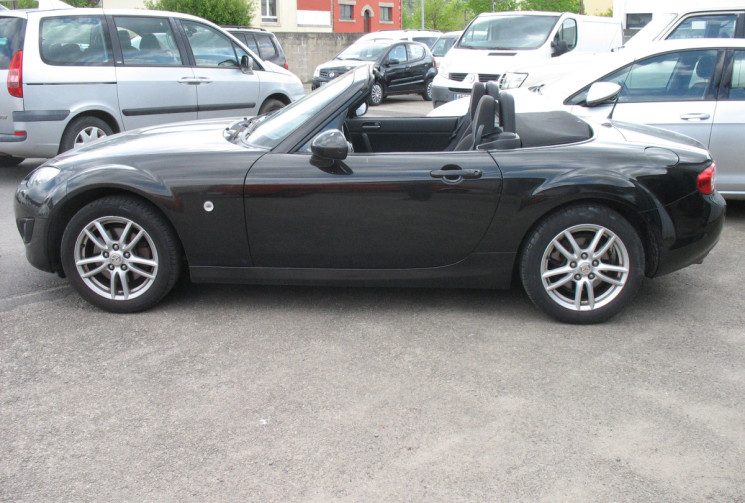Mazda MX-5 III 1.8 MZR 126 Elegance