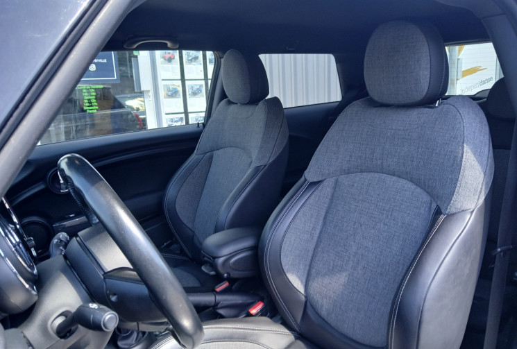 Mini Mini 3 (F56) 3 Portes Cooper 1.5 i 12V DCT7 136 CHILI