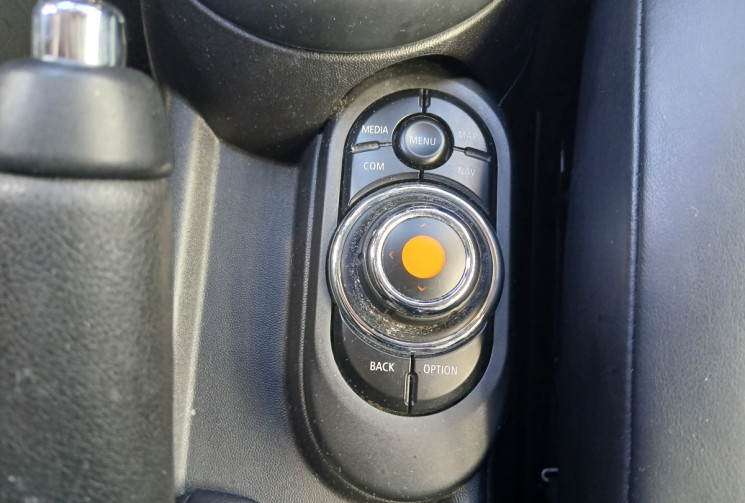 Mini Mini 3 (F56) 3 Portes Cooper 1.5 i 12V DCT7 CHILI
