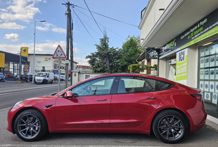 Tesla Model 3 Standard RWD Plus MY22