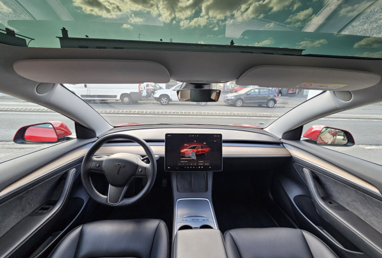 Tesla Model 3 Standard RWD Plus MY22