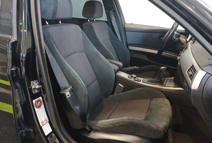 BMW Série 3 325i E90 LCi Pack M GARANTIE 6 MOIS 