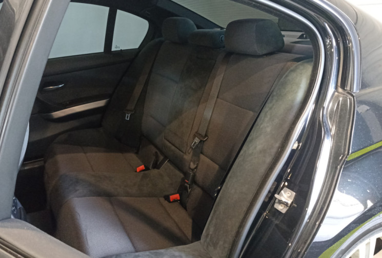 BMW Série 3 325i E90 LCi Pack M GARANTIE 6 MOIS 