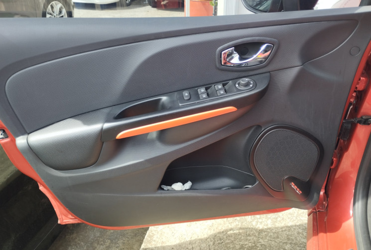Renault Clio IV 1.6 T 200 RS EDC BVA