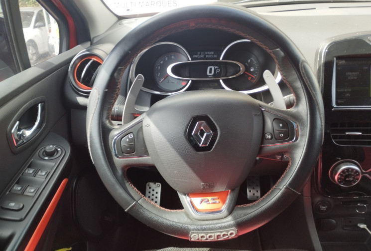 Renault Clio IV 1.6 T 200 RS EDC BVA