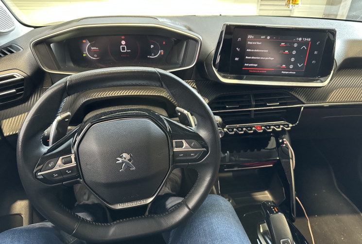 Peugeot 208 1.2L Puretech Allure 100 CH / Garantie 6 mois MINIMUM