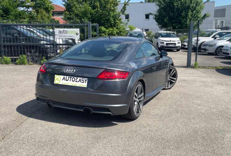Audi TT 2.0L TFSI / 230 CH / S LINE