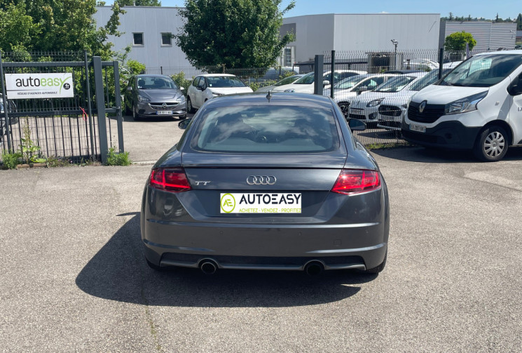 Audi TT 2.0L TFSI / 230 CH / S LINE
