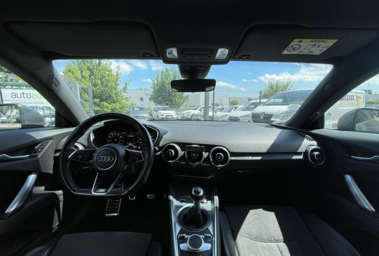 Audi TT 2.0L TFSI / 230 CH / S LINE