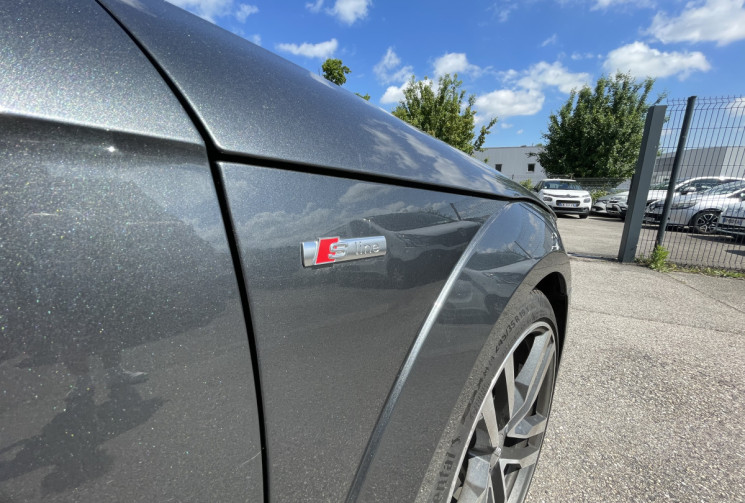 Audi TT 2.0L TFSI / 230 CH / S LINE
