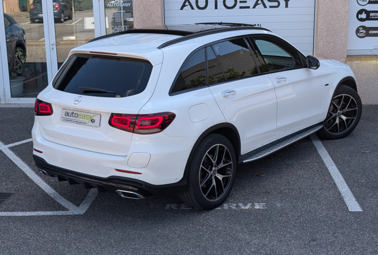 Mercedes GLC 300 E 211+122ch AMG Line 4Matic 9G-Tronic / Entretien Mercedes-Benz 100%
