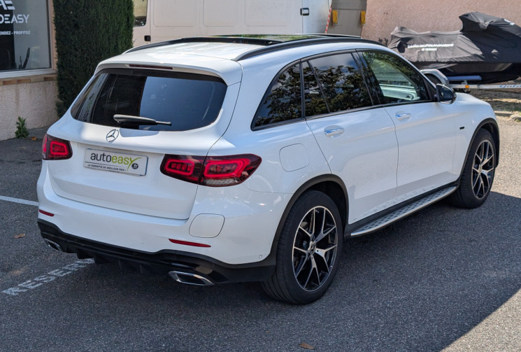 Mercedes GLC 300 E 211+122ch AMG Line 4Matic 9G-Tronic / Entretien Mercedes-Benz 100%