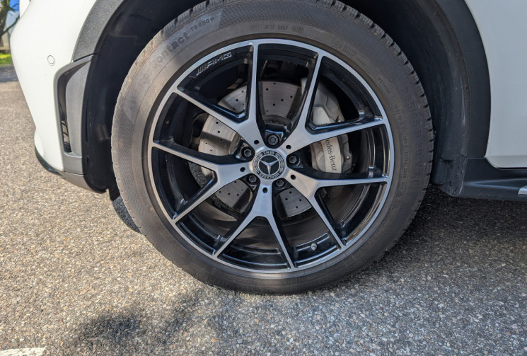 Mercedes GLC 300 E 211+122ch AMG Line 4Matic 9G-Tronic / Entretien Mercedes-Benz 100%