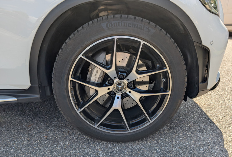 Mercedes GLC 300 E 211+122ch AMG Line 4Matic 9G-Tronic / Entretien Mercedes-Benz 100%