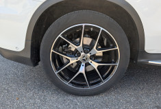 Mercedes GLC 300 E 211+122ch AMG Line 4Matic 9G-Tronic / Entretien Mercedes-Benz 100%