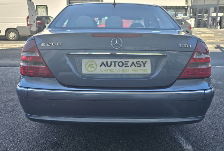 Mercedes CLASSE E  280 CDi 3.2 CDI 24V 177 cv Boîte auto SUIVI COMPLET