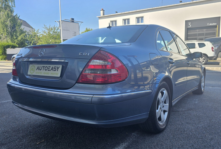 Mercedes CLASSE E  280 CDi 3.2 CDI 24V 177 cv Boîte auto SUIVI COMPLET