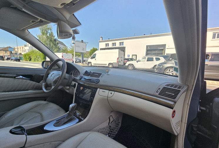 Mercedes CLASSE E  280 CDi 3.2 CDI 24V 177 cv Boîte auto SUIVI COMPLET