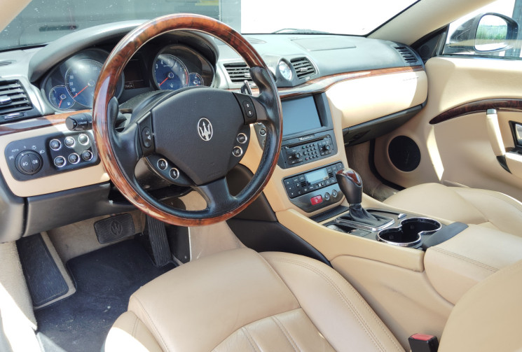 Maserati GranTurismo 4.2 BA 