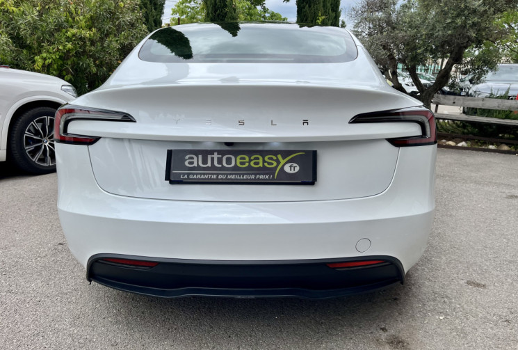 Tesla Model 3 HIGHLAND STANDARD RWD 275 CH / 1°MAIN