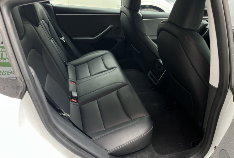Tesla Model 3 HIGHLAND STANDARD RWD 275 CH / 1°MAIN