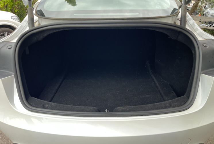 Tesla Model 3 HIGHLAND STANDARD RWD 275 CH / 1°MAIN