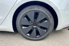 Tesla Model 3 HIGHLAND STANDARD RWD 275 CH / 1°MAIN