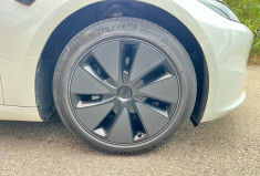 Tesla Model 3 HIGHLAND STANDARD RWD 275 CH / 1°MAIN