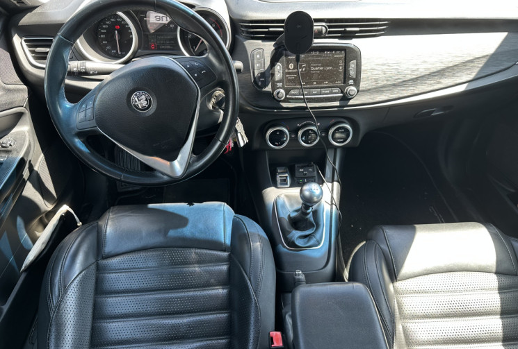 Alfa Romeo GIULIETTA III 2.0 JTDm S&S 150 LUSSO / DISTRI FAIT