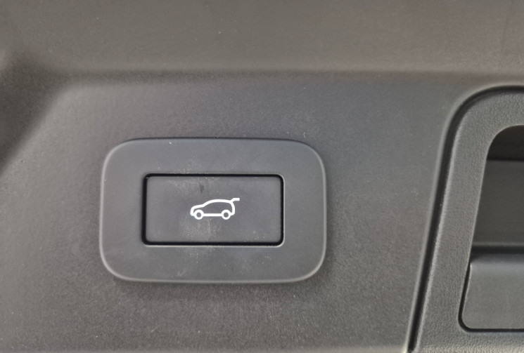 Land-Rover Range Rover Velar 2.0L P400e PHEV 404 ch HSE R-Dynamic