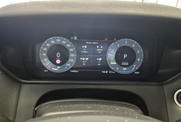 Land-Rover Range Rover Velar 2.0L P400e PHEV 404 ch HSE R-Dynamic