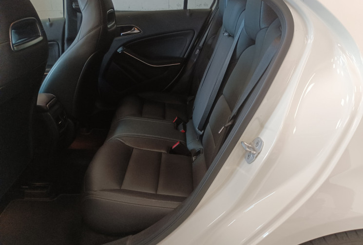 Mercedes Classe A Pack AMG (W176) 200 CDi 1.8 CDI 16V DPF BlueEFFICIENCY S&S 136 cv
