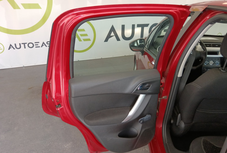 Citroën C3 2EME GENERATION MOTEUR 1.4i 75 DISTRIBUTION A JOUR ET ENTRETIEN CT VIERGE GARANTIE 6 MOIS