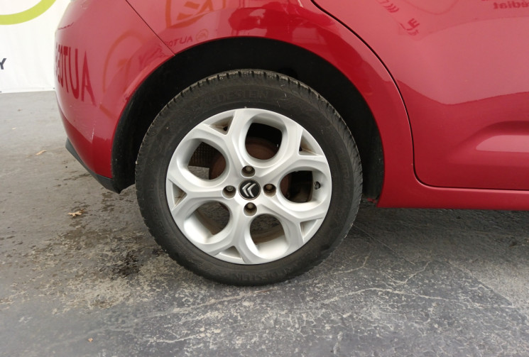 Citroën C3 2EME GENERATION MOTEUR 1.4i 75 DISTRIBUTION A JOUR ET ENTRETIEN CT VIERGE GARANTIE 6 MOIS