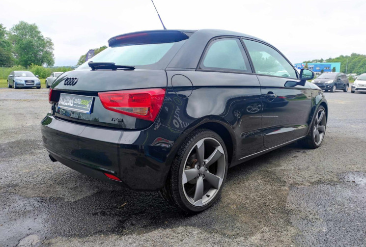 Audi A1 1.2 TFSI 85 CH S-LINE LOOK S1 ORIGINE FRANCE