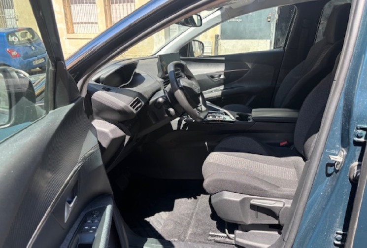 Peugeot 5008 1.2 130 ACTIVE PACK EAT8 origine France 2eme main / CAMERA / SIEGE CHAUFFANT