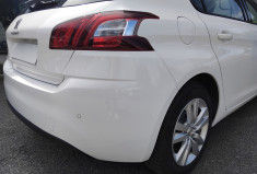 Peugeot 308 1.6 BlueHDI 120 CV STYLE S&S  EAT6 - GPS - Radars -