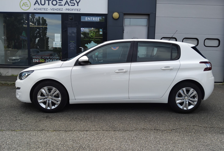 Peugeot 308 1.6 BlueHDI 120 CV STYLE S&S  EAT6 - GPS - Radars -