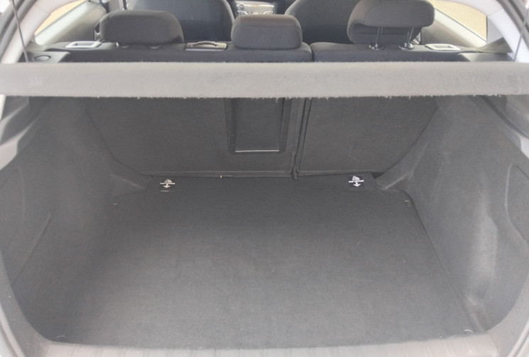 Peugeot 308 1.6 BlueHDI 120 CV STYLE S&S  EAT6 - GPS - Radars -