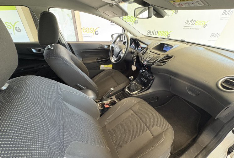 Ford Fiesta  1.0 EcoBoost 100 ch Stop&Start Titanium 5 PORTES