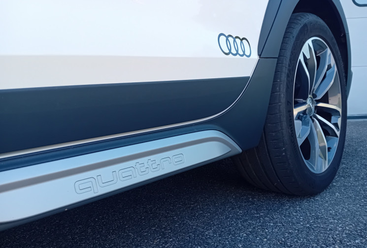 Audi A4 ALLROAD 40 TDI 190 ch Avus quattro S tronic 7 - Toit Ouvrant - 