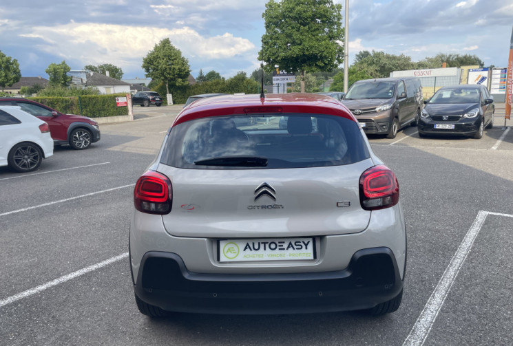 Citroën C3  1.2 Pure Tech 82 ch SHINE  Courroie de distribution OK entretien suivi