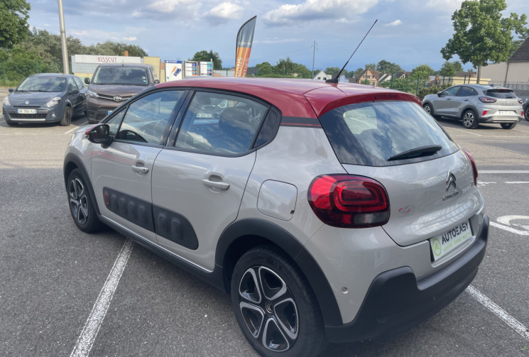 Citroën C3  1.2 Pure Tech 82 ch SHINE  Courroie de distribution OK entretien suivi