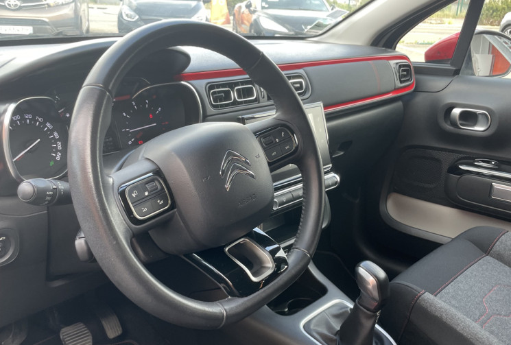 Citroën C3  1.2 Pure Tech 82 ch SHINE  Courroie de distribution OK entretien suivi