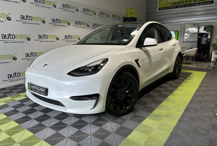 Tesla Model Y PERFORMANCE DUAL MOTOR AWD