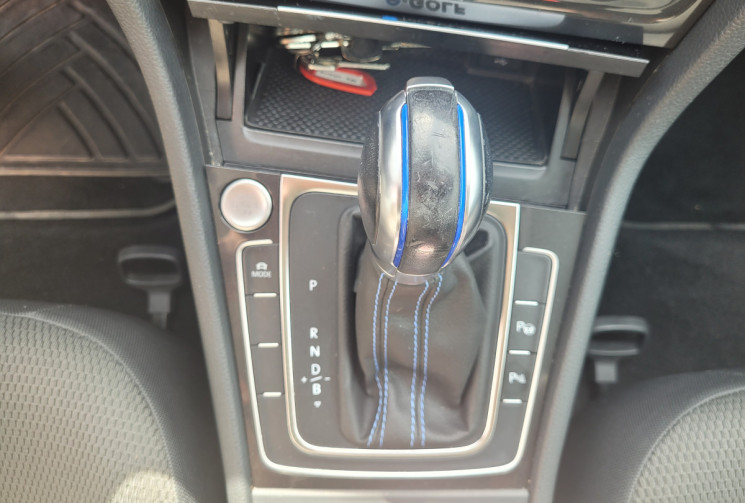 Volkswagen Golf VII 136 Ch ELECTRIQUE