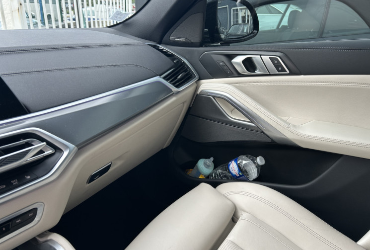 BMW X6 (G06) XDRIVE30D 265 Ch M SPORT BVA8 * ENTRETIEN BMW * CUIR BLANC * SIEGES + VOLANT CHAUFFANTS