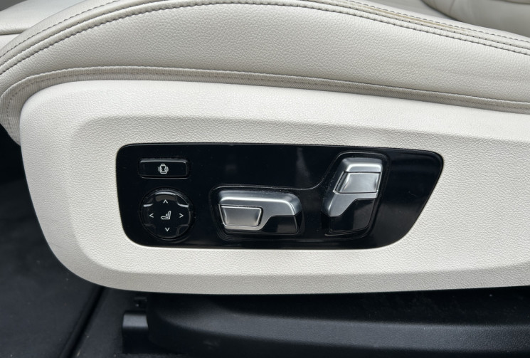 BMW X6 (G06) XDRIVE30D 265 Ch M SPORT BVA8 * ENTRETIEN BMW * CUIR BLANC * SIEGES + VOLANT CHAUFFANTS