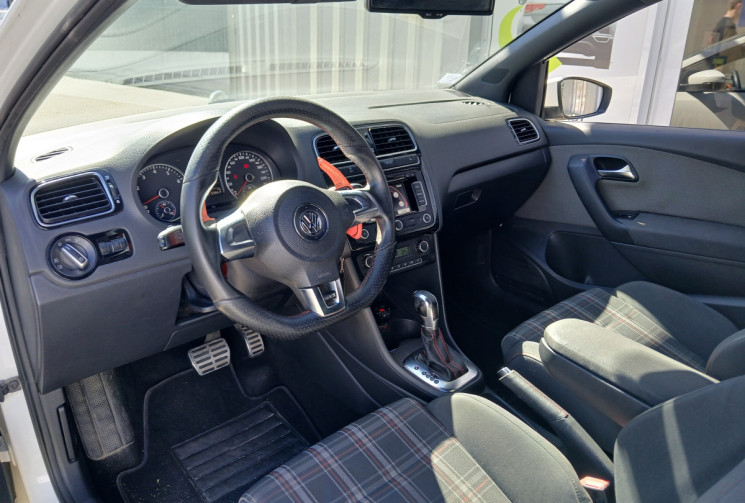 Volkswagen Polo V 5 portes 1.4 FSi 16V DSG7 GTI