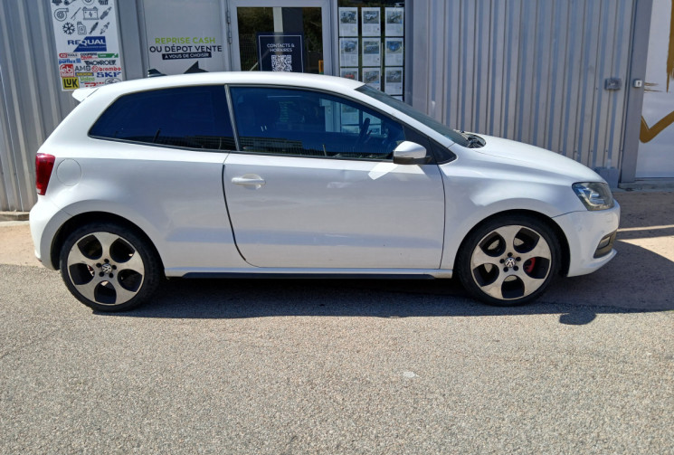 Volkswagen Polo V 5 portes 1.4 FSi 16V DSG7 GTI